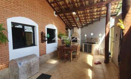 Casa 3 quartos 1 suíte à venda, Vila Santa Maria (Vila Xavier), ARARAQUARA - SP