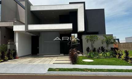 Casa à Venda com Piscina - Condomínio Quinta do Salto - Araraquara - SP