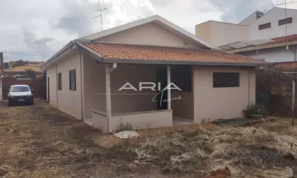 Casa à venda na Avenida Pedro Galeazi, 230, Vila Sedenho, Araraquara