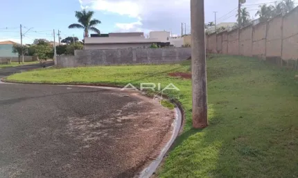 Terreno à venda na Alameda Altos do Jaraguá, 10, Parque Laranjeiras, Araraquara