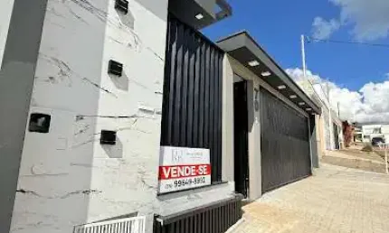 Casa com 3 dormitórios à venda, 200 m² por R$ 850.000,00 - BELO HORIZONTE 2 - Varginha/MG