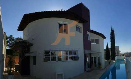 Casa em Condomínio para Locação em Jacareí, Jardim  Coleginho, 3 dormitórios, 1 suíte, 3 banheiros, 9 vagas