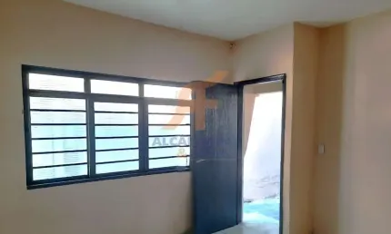 Casa com 3 quartos para alugar na Rua dos Ferroviários, Jardim Mesquita, Jacareí
