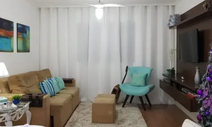 VENDO EXCELENTE CASA TRIPLEX COM 300M² ,  CENTRO DE NILOPOLIS , RUA DA SECRETARIA DE SEGURANÇA,  NO TERREO POSSUI UMA CASA INDEPENDENTE  DE 2 QUARTOS , RARIDADE  !!!!