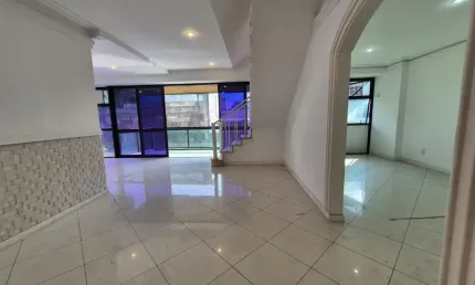 Vendo linda cobertura duplex  exclusiva com 272m², 4 quartos sendo 3 suítes,  5 banheiros , extensa área externa com vista cristo na belissima  ipanema  !!!