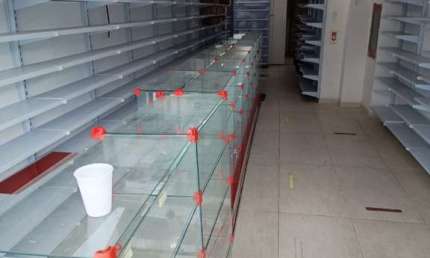 Ponto comercial para alugar na Estrada dos Três Rios, 1530, Freguesia (Jacarepaguá), Rio de Janeiro por R$ 2.800