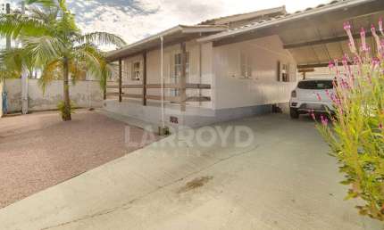 Casa com 2 quartos à venda no Oficinas, Tubarão 