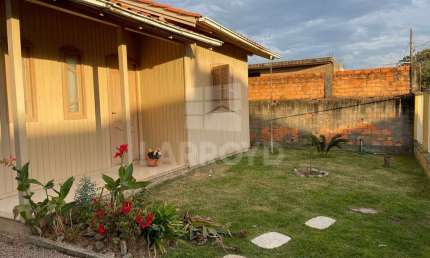 Casa com 3 quartos à venda na Praia Redonda, Tubarão 