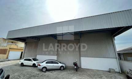 Casa comercial para alugar no Monte Castelo, Tubarão 