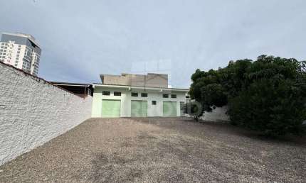Casa comercial para alugar na Vila Moema, Tubarão 