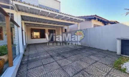 Casa com 3 quartos à venda na Avenida da Igreja, 673, Centro, Tramandaí
