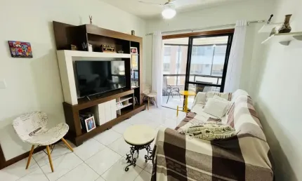 Apartamento 2 dormitórios entre centro e o mar de Tramandaí