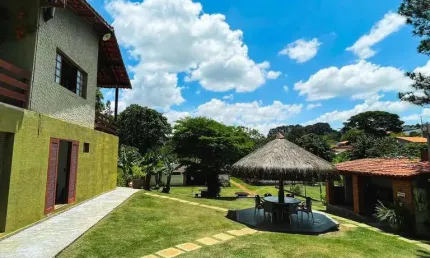 Chácara dos seus sonhos com lazer de clube e 5 suítes- atibaia- s.p