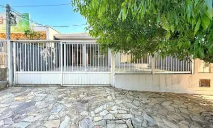 Casa com 3 dormitórios sendo 1 suíte à venda, 179 m² por R$ 799.000 - Jardim do Sol - Indaiatuba/SP