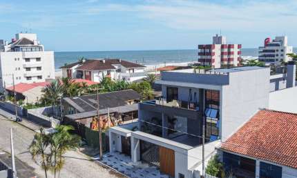 Casa com 3 quartos à venda na Avenida Paranaguá, 71, Balneário Flamingo, Matinhos
