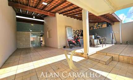 Casa para Venda em Mogi Mirim, Jardim Flamboyant, 2 dormitórios, 1 suíte, 2 banheiros, 2 vagas