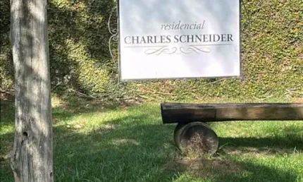 Terreno no condomínio charles scheneider em quiririm - taubaté/sp