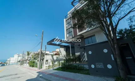 Cobertura Duplex  à Venda com Vista para o Horto e o Mar – Mariscal, Bombinhas/S