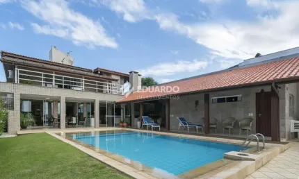 Casa beira mar à venda, 4 suítes, 994 m² de terreno, 560 m² privativos, centro,