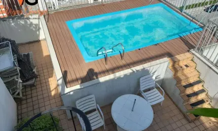 Cobertura Duplex para Venda em Guarujá, Enseada, 3 dormitórios, 1 suíte, 2 banheiros, 2 vagas