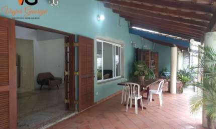 Casa Térrea para Locação em Guarujá, Jardim Virgínia, 2 dormitórios, 1 suíte, 2 banheiros, 5 vagas