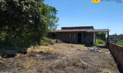 Casa com 3 Quartos a Venda em Jardim Califórnia - Araruama/RJ