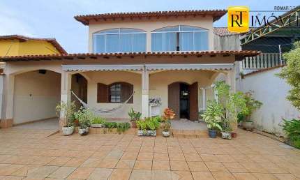 Casa duplex com área gourmet e piscina no Parque Central, Cabo Frio