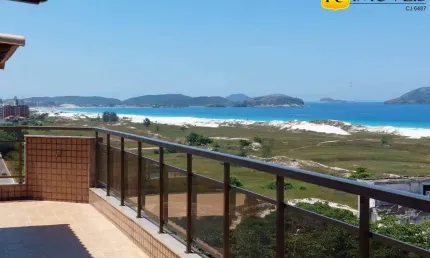 Ampla cobertura duplex no Braga com vista para a Praia do Forte