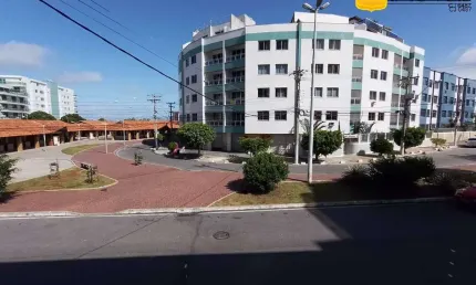 Cobertura com 2 quartos a poucos metros da Praia do Forte