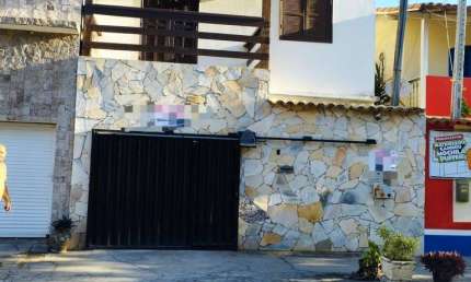 Casa triplex de 4 quartos à venda no Centro, Cabo Frio/RJ
