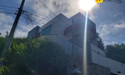 Casa com vista no condomínio dos Pássaros à venda, Cabo Frio/RJ