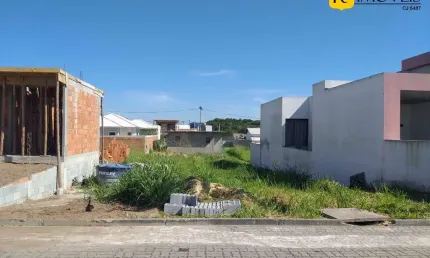 Terreno com rgi à venda no condomínio collynas park - araruama/rj