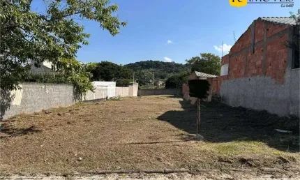 Terreno à venda no Condomínio Solar dos Cantarinos, São Pedro da Aldeia/RJ