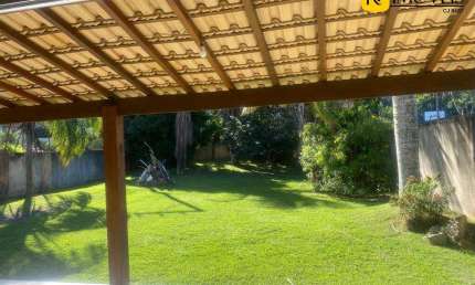 Casa em condomínio de alto padrão com 4 suítes em Cabo Frio/RJ