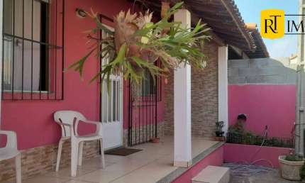 Casa com 2 quartos à venda no Rio do Limão, Araruama/RJ