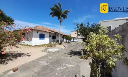Ampla casa de 3 quartos à venda nas Palmeiras em Cabo Frio/RJ