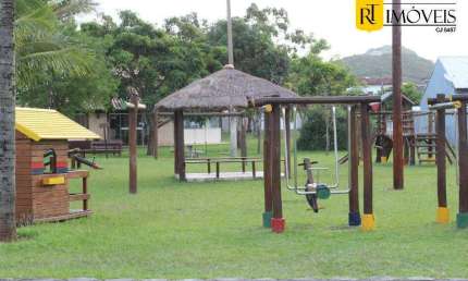 Casa à venda no Condomínio dos Pássaros em Cabo Frio