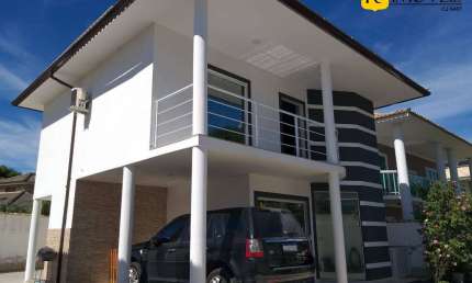 Casa Duplex com 3 Quartos à Venda na Pontinha - Araruama/RJ