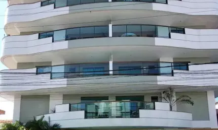 Maravilhosa cobertura mobiliada à venda no Braga, Cabo Frio/RJ