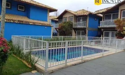 Casa duplex em condomínio com 3 quartos nas Palmeiras, Cabo Frio/RJ