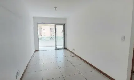 APARTAMENTO 2 QUARTOS COM INFRAESTRUTURA NO FLAMENGO