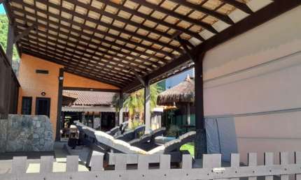 Magnífica Casa Costeira no Condomínio Marinas – Angra dos Reis (RJ)