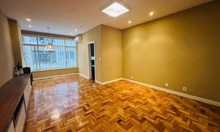 Apartamento impecável com 3 quartos, reformado no Flamengo