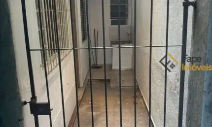 Casa com 1 quarto para alugar na Rua Monsenhor Januário Sangirardi, 111, Vila Cavaton, São Paulo