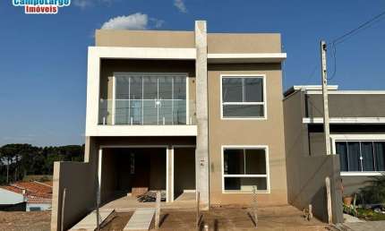 Sobrado à venda no bairro São Marcos - Campo Largo/PR