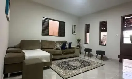 Casa para Venda em Araxá, SÃO DOMINGOS, 2 dormitórios, 1 suíte, 3 banheiros, 2 vagas
