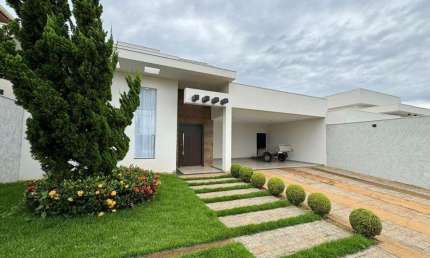 Casa para Venda, BOCAINA, 4 dormitórios, 1 suíte, 2 banheiros, 2 vagas