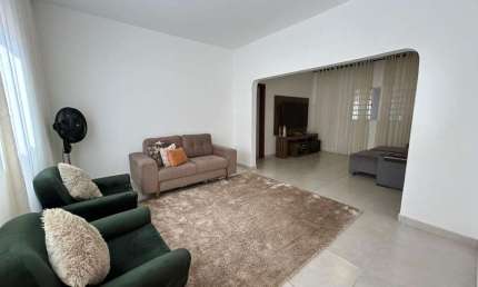 Casa para Venda em Araxá, VILA SILVERIA, 3 dormitórios, 1 suíte, 2 banheiros, 1 vaga