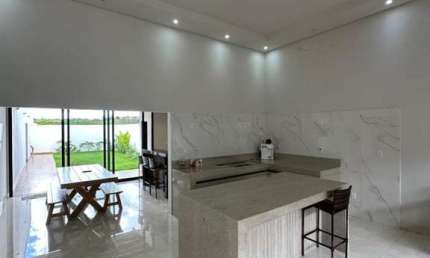 Casa para Venda em Araxá, VILAGIO PARK, 4 dormitórios, 1 suíte, 2 banheiros, 2 vagas