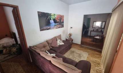Casa para Venda em Araxá, CENTRO, 4 dormitórios, 2 suítes, 3 banheiros, 4 vagas